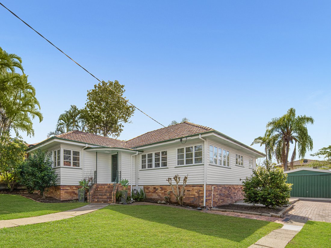 Land in Yeronga, Queensland, Australia 1 - 18570283