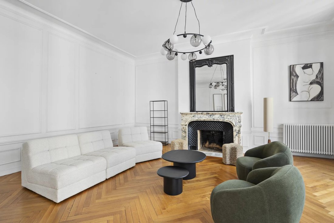 Apartment in Muette Sud, Paris 16e Arrondissement, Paris 3 - 18573412