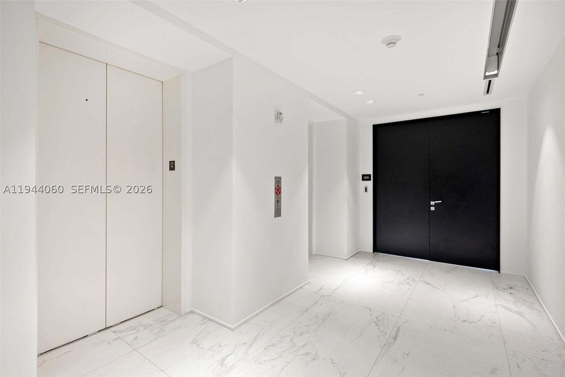 Condo in Miami, Florida, United States 1 - 16916745