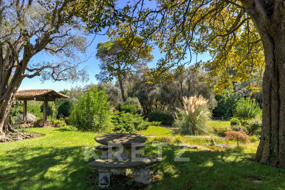 Villa à Mougins, Provence-Alpes-Côte d'Azur, France 4 - 15241194