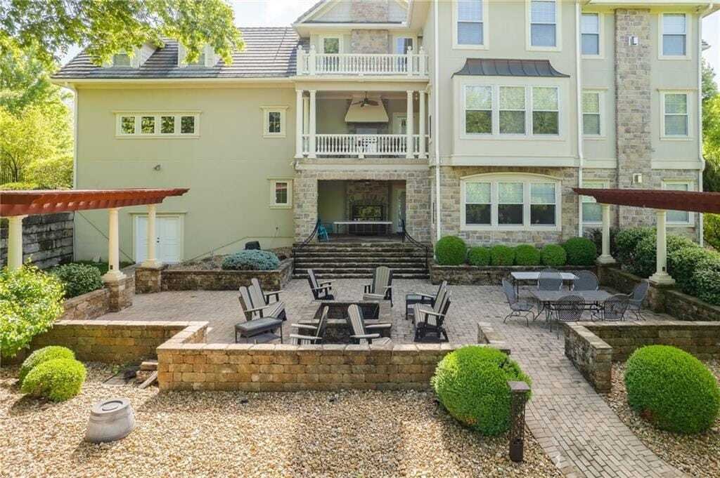 House in Parkville, Missouri, United States 4 - 18570258