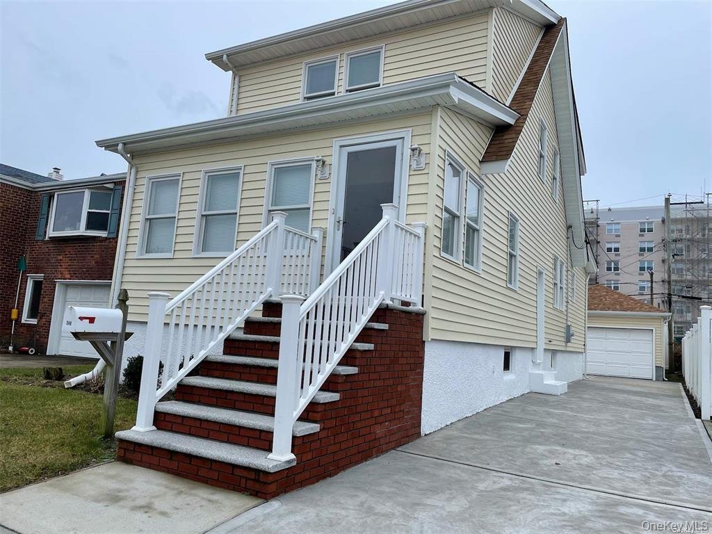 House in Long Beach, New York, United States 1 - 18569473