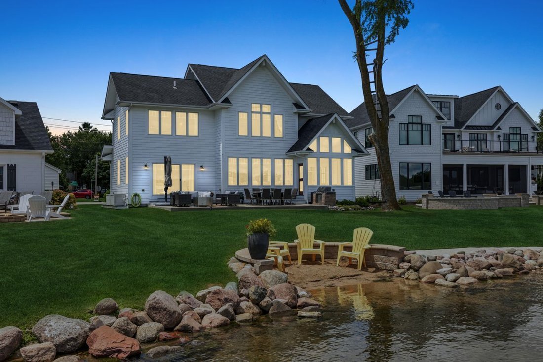 House in Village of Lakewood, Illinois, United States 2 - 18570060