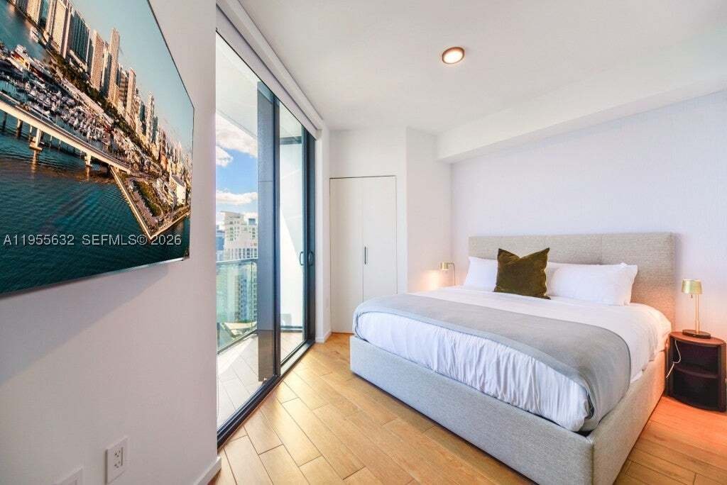 Condo in Miami, Florida, United States 5 - 17210158