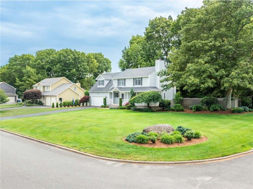 House in Cranston, Rhode Island, United States 4 - 18573026