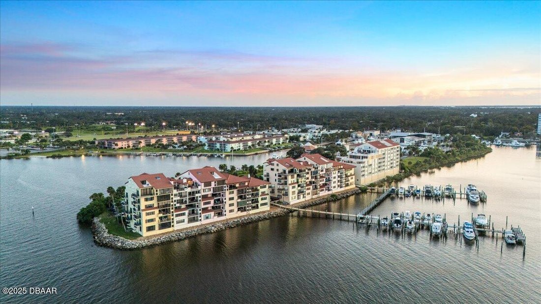 Condo in Daytona Beach, Florida, United States 2 - 18572865