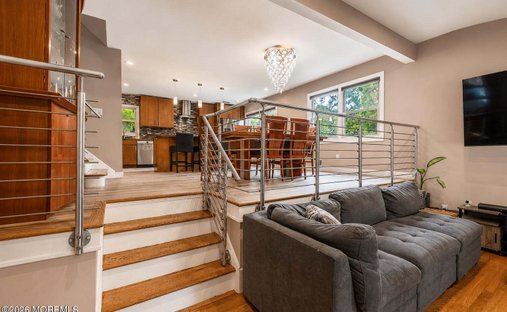 House in East Brunswick, New Jersey, United States 1