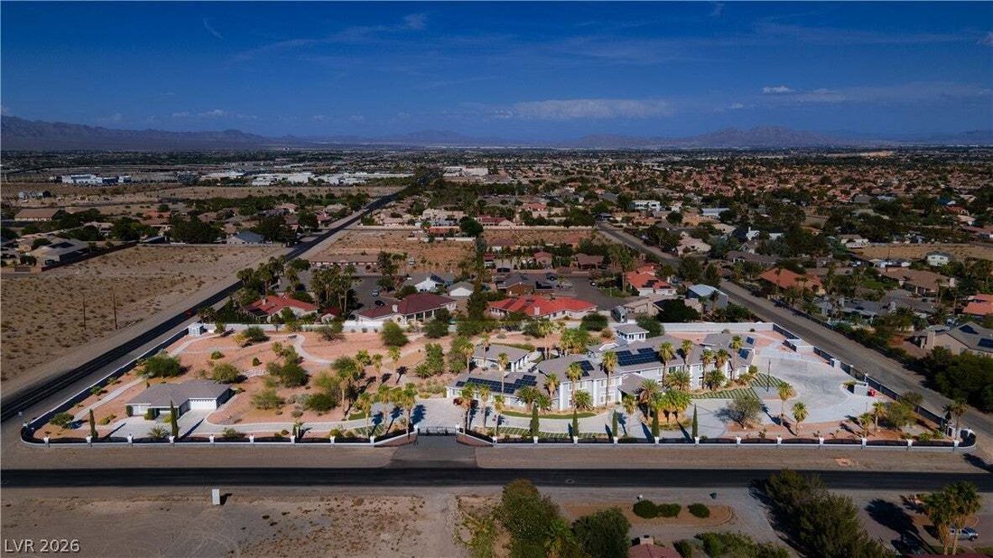 House in Las Vegas, Nevada, United States 3 - 18573093
