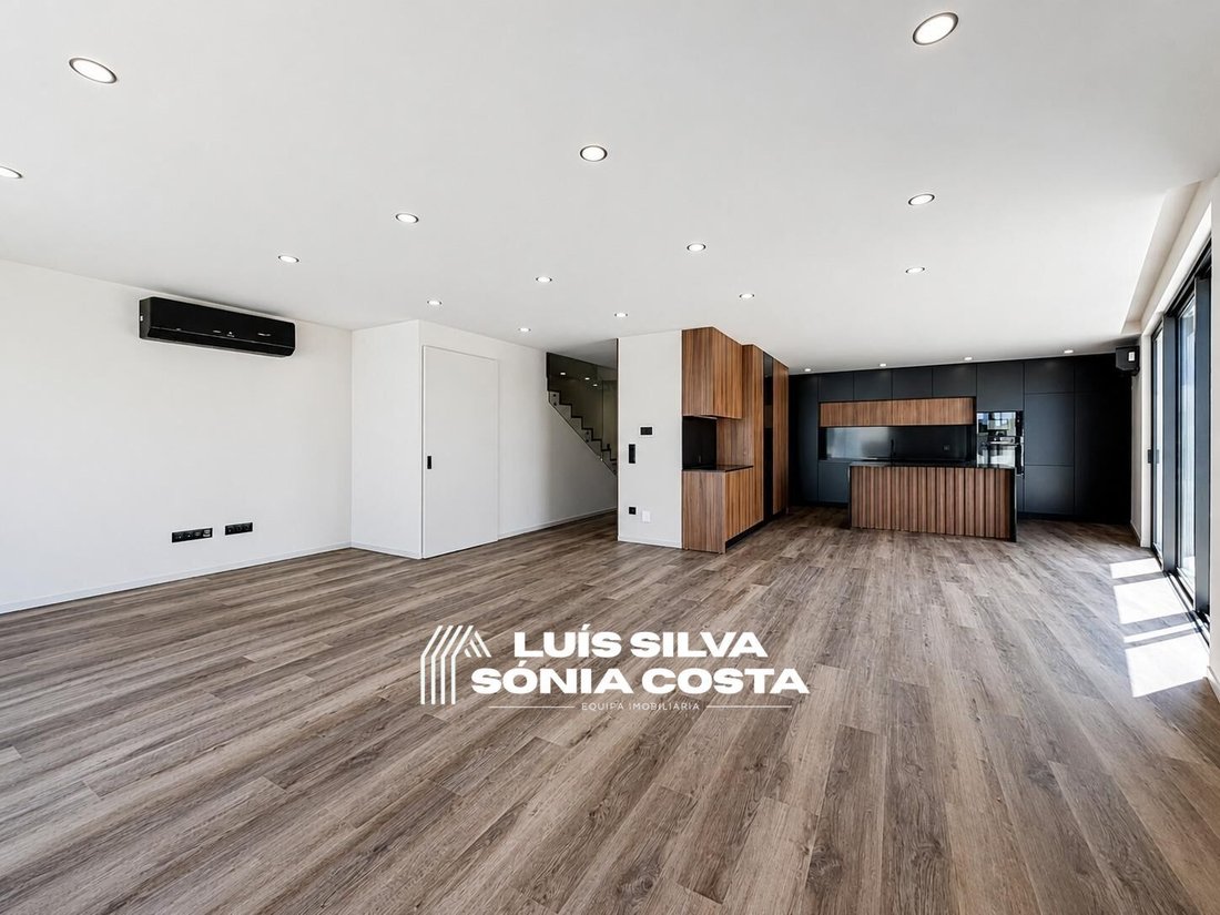 Villa in Maceda, Aveiro District, Portugal 2 - 17007525