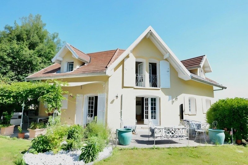 Villa à Bons-en-Chablais, Auvergne-Rhône-Alpes, France 2 - 18569544