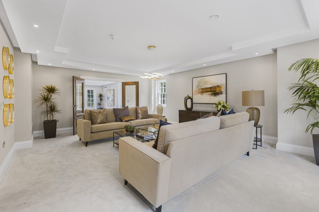 House in Cuffley, Northaw, England 3 - 18568541
