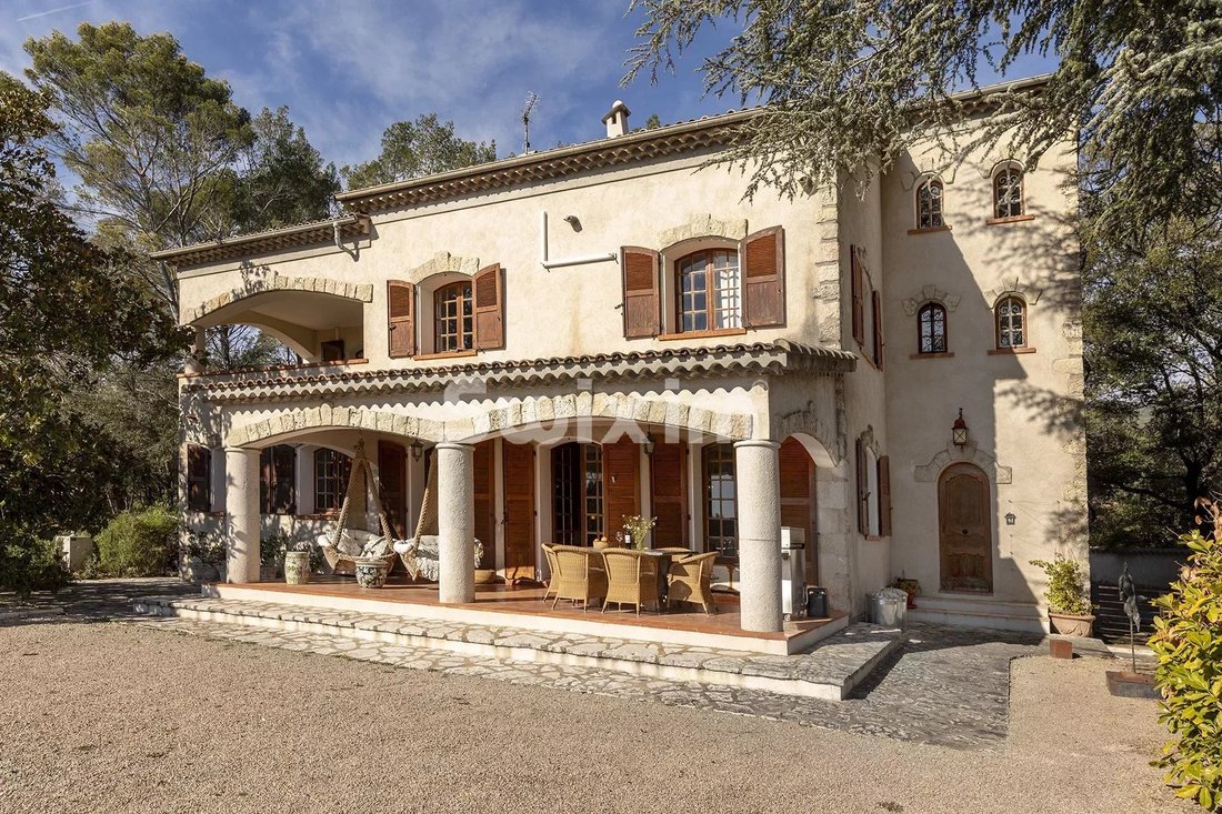 Villa in Centre Ancien, Draguignan, France 1 - 18573425