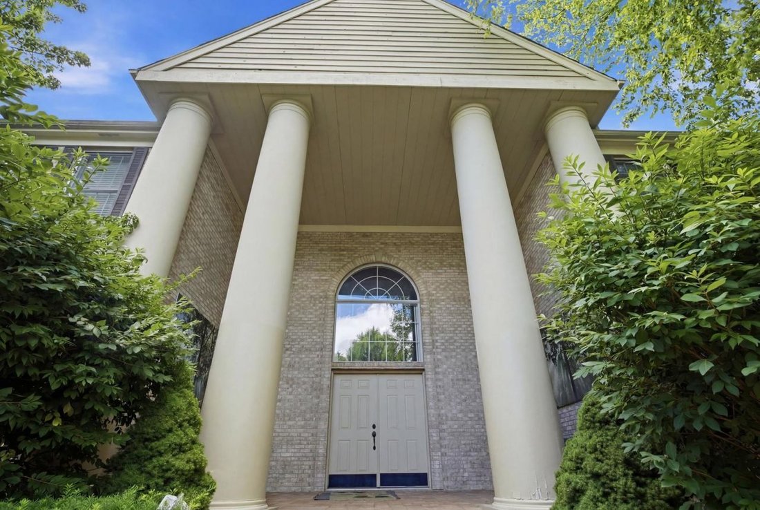 House in Crystal Lake, Illinois, United States 5 - 18570054