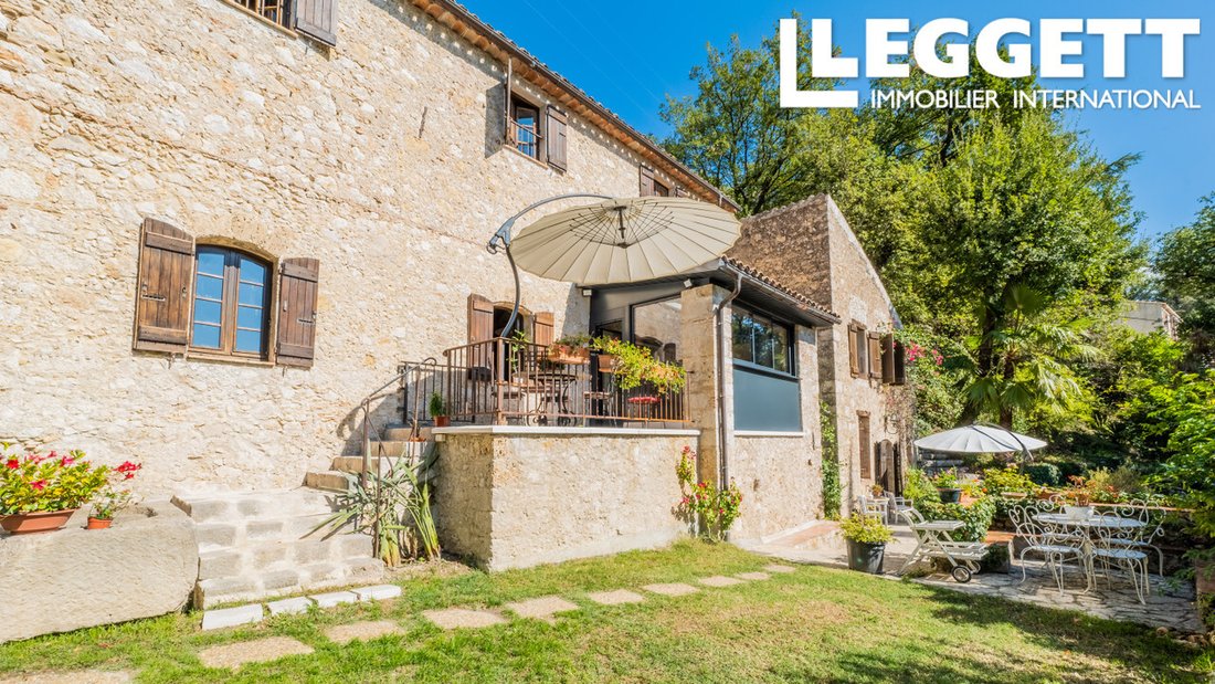 Villa in Carros, Provence-Alpes-Côte d'Azur, France 4 - 12102507