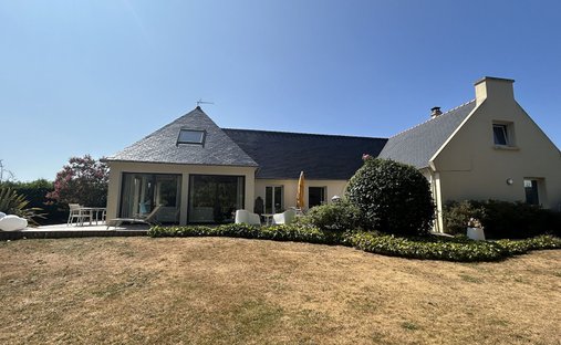 House in Clohars-Fouesnant, Brittany, France 1