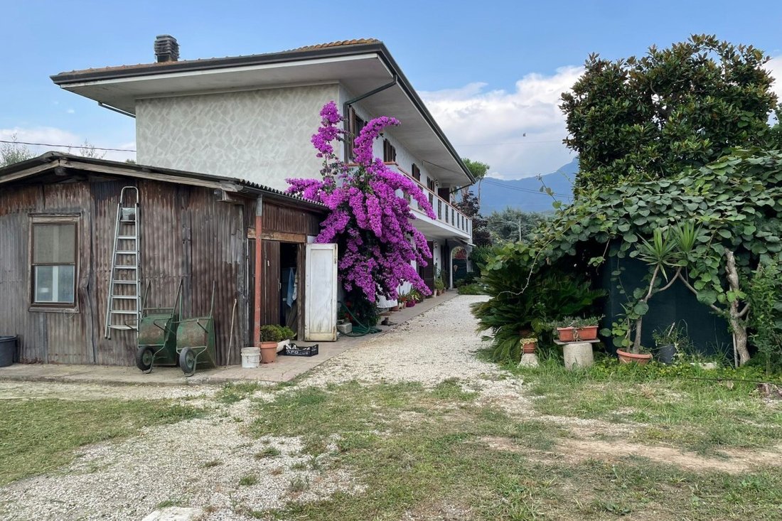 Country House in Pietrasanta, Tuscany, Italy 1 - 18568570