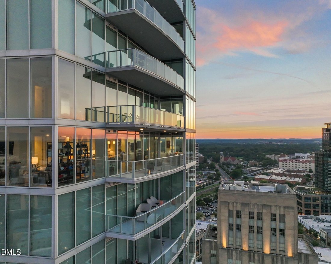 Condo in Durham, North Carolina, United States 4 - 18571555
