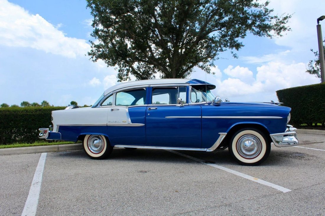 Sedan in Sarasota, FL, United States 3 - 18568185