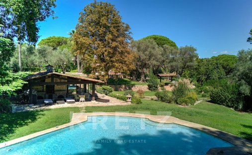 Villa a Mougins, Provenza-Alpi-Costa Azzurra, Francia 1