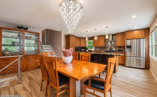 Haus in East Brunswick Township, New Jersey, Vereinigte Staaten 1