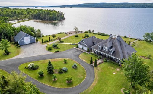 Maison à Baddeck, Nouvelle-Écosse, Canada 1