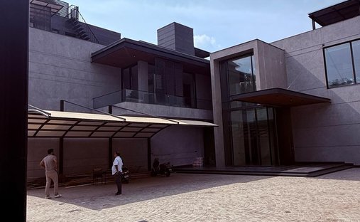 Estate in New Delhi, Delhi, India 1