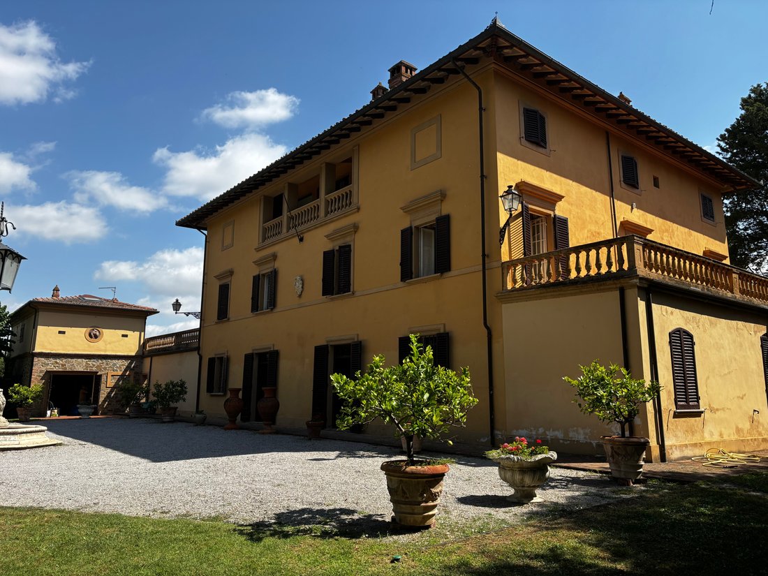 Villa in Lucignano, Tuscany, Italy 4 - 18572947