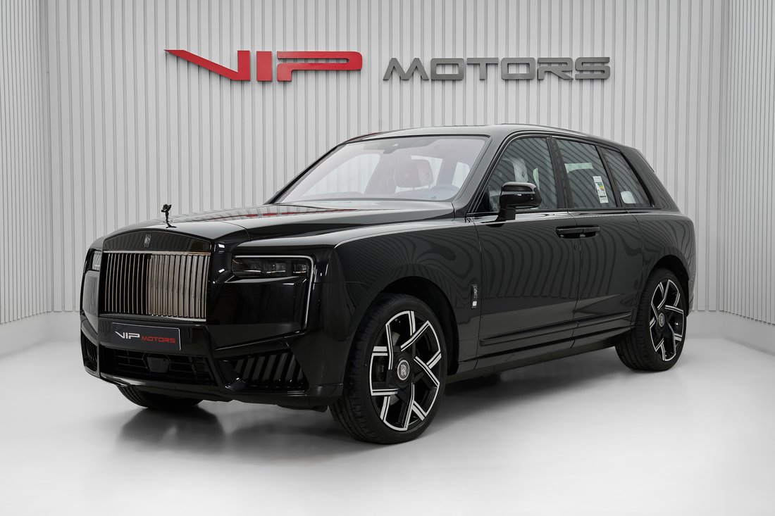 Suv in Dubai, United Arab Emirates 3 - 18573611