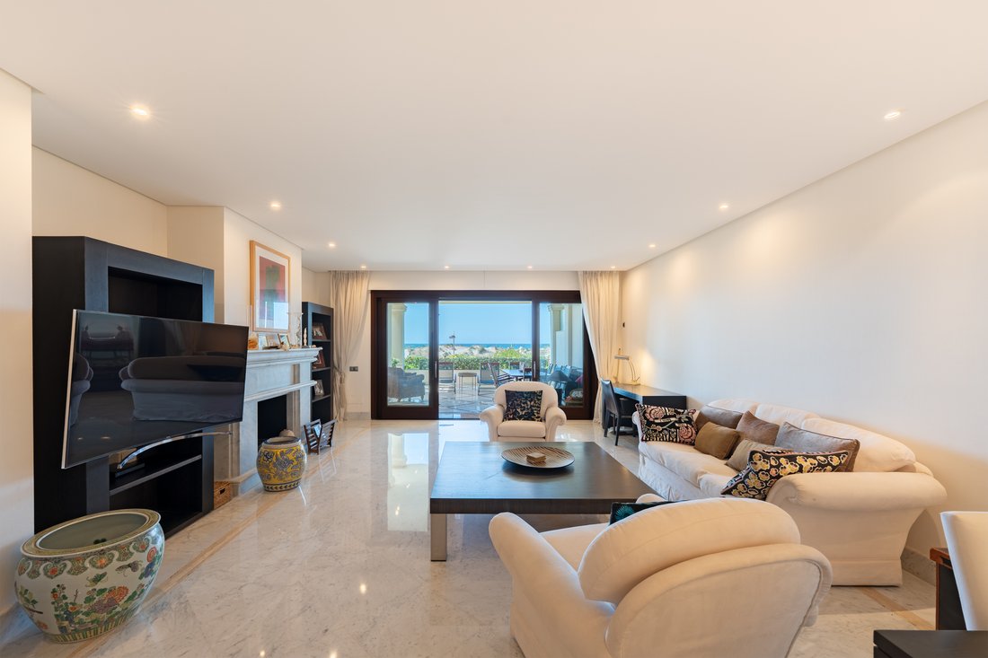 Apartment in Marbella, Andalusia, Spain 5 - 18573930