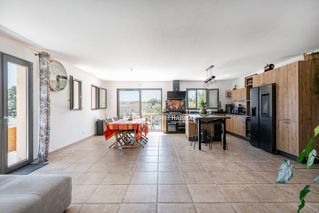 House in Saint-Saturnin-lès-Apt, Provence-Alpes-Côte d'Azur, France 2 - 18573696