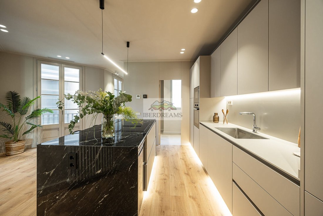 Appartamento a Eixample, Barcellona, Spagna 1 - 18294116