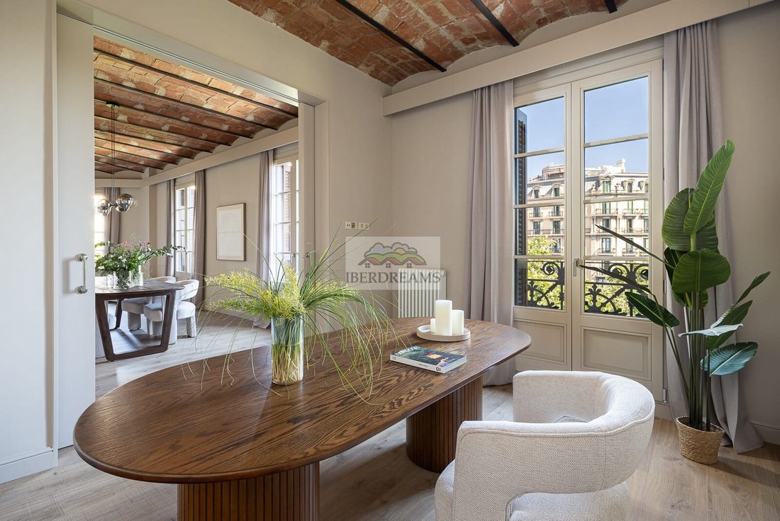 Appartamento a Eixample, Barcellona, Spagna 2 - 18294116