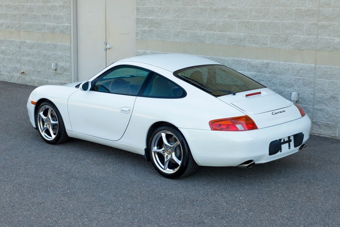 Coupe in Scottsdale, AZ, United States 3 - 18573655