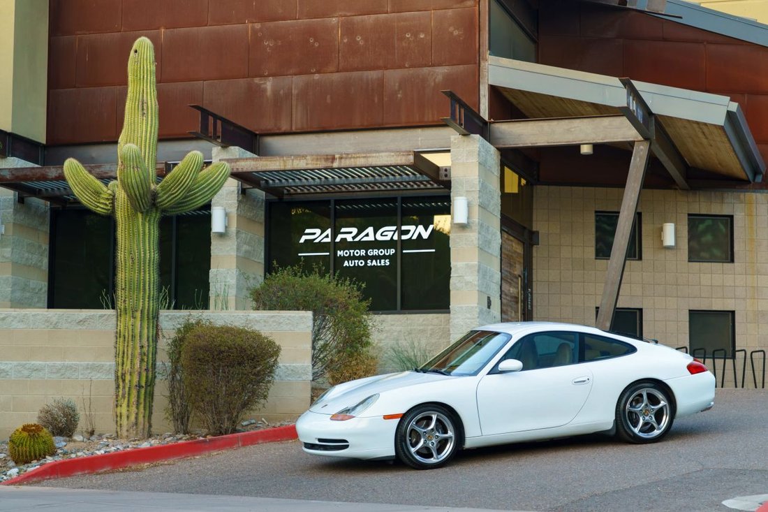 Coupe in Scottsdale, AZ, United States 1 - 18573655