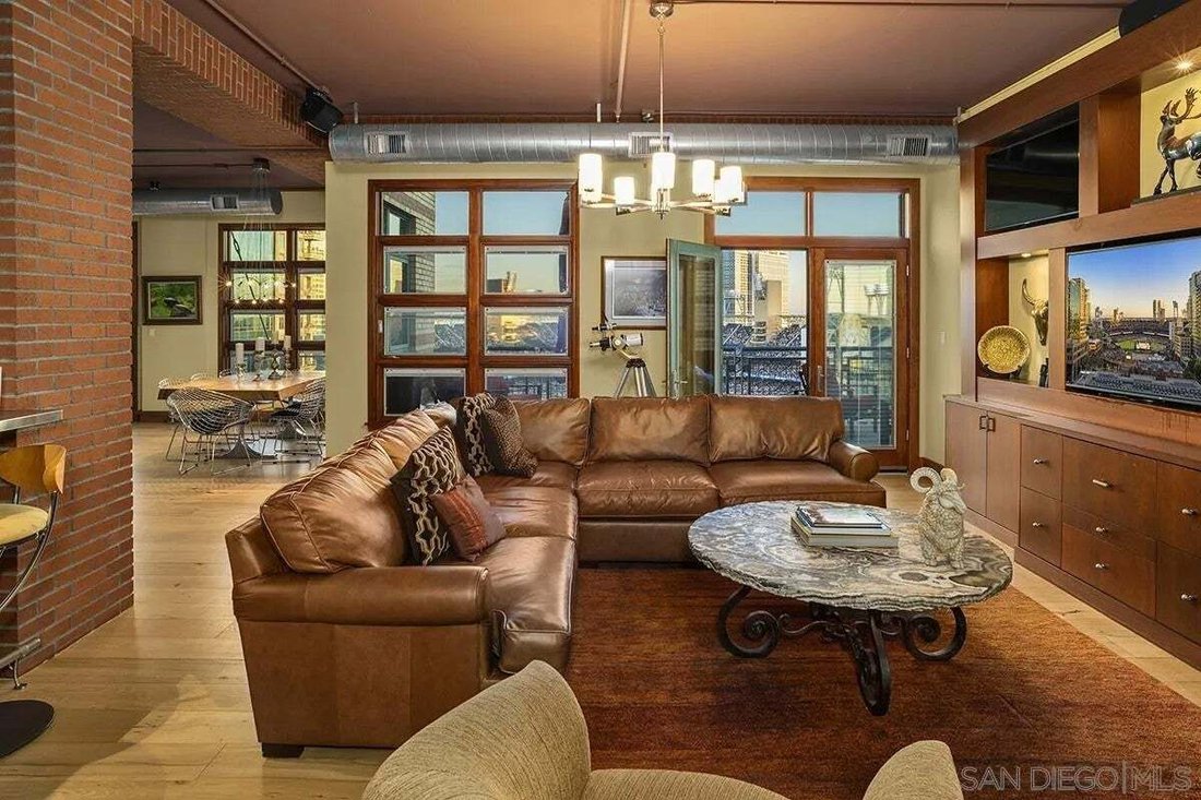 Condo in San Diego, California, United States 5 - 18573676
