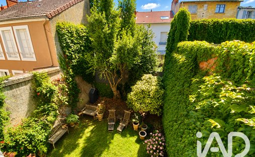House in Thermal-Vieux-Vican, Vichy, France 1