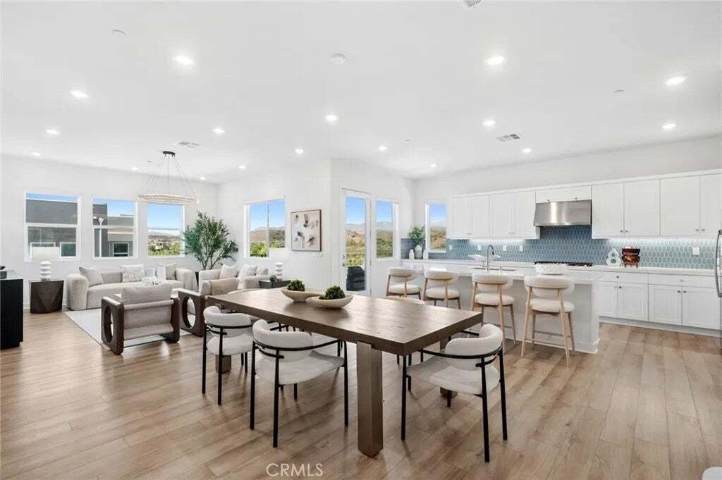 Condo in Irvine, California, United States 2 - 18573703