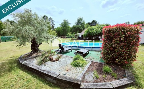 House in Mios, Nouvelle-Aquitaine, France 1