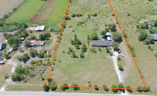 House in Coupland, Texas, United States 1
