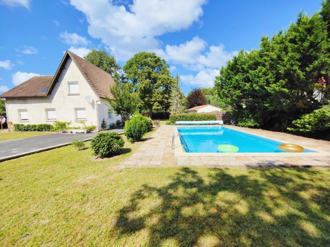 House in Saucats, Nouvelle-Aquitaine, France 3 - 17977872