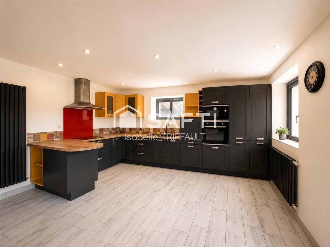 House in Nord, Caudan, France 3 - 15888601