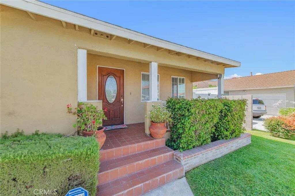 House in Downey, California, United States 4 - 18215725