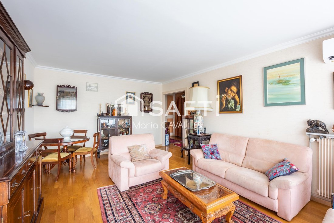 Apartment in Nationale-Deux Moulins, Paris 13e Arrondissement, Paris 3 - 18539076