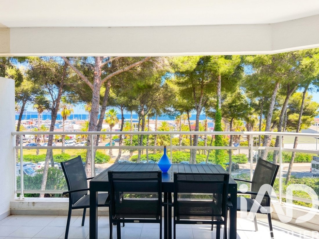 Apartment in Hyeres, Provence-Alpes-Côte d'Azur, France 2 - 18169498