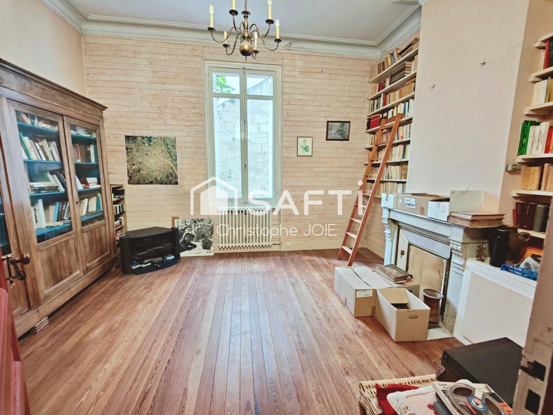 House in Hôtel de Ville-Quinconce-Saint Seurin-Fondaudège, Bordeaux, France 5 - 18343423