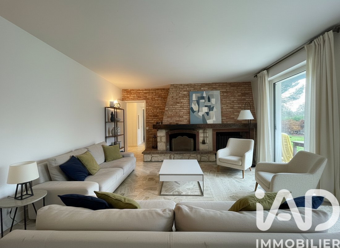 House in Les Authieux-sur-le-Port-Saint-Ouen, Normandy, France 5 - 17227828