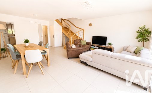 House in Centre Ville-Bouviers, Guyancourt, France 1