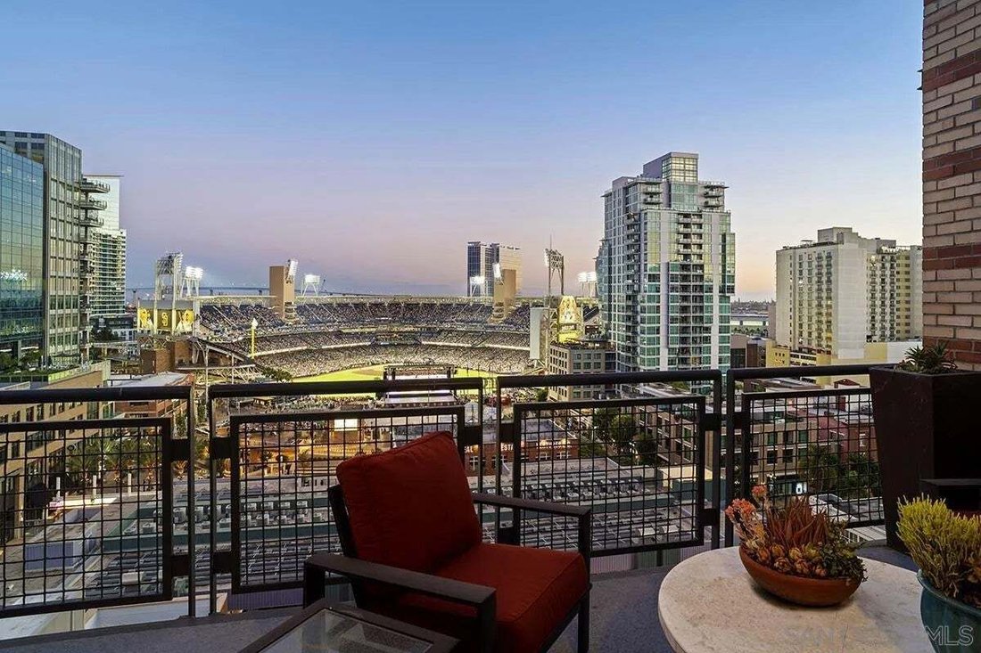 Condo in San Diego, California, United States 3 - 18573676