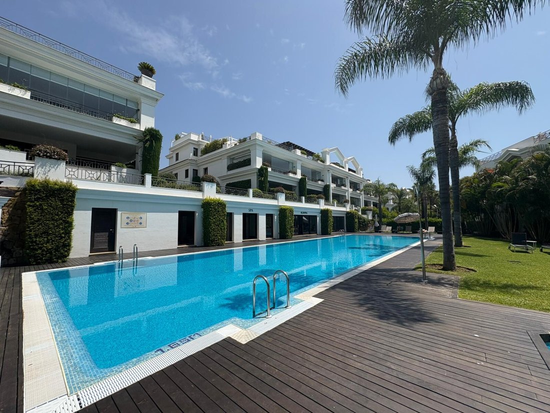 Penthouse in Estepona, Andalusia, Spain 2 - 18573970