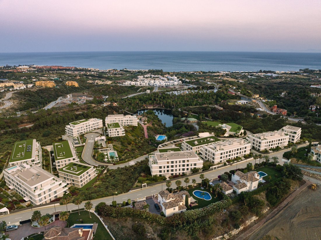 Apartment in Estepona, Andalusia, Spain 2 - 18573976